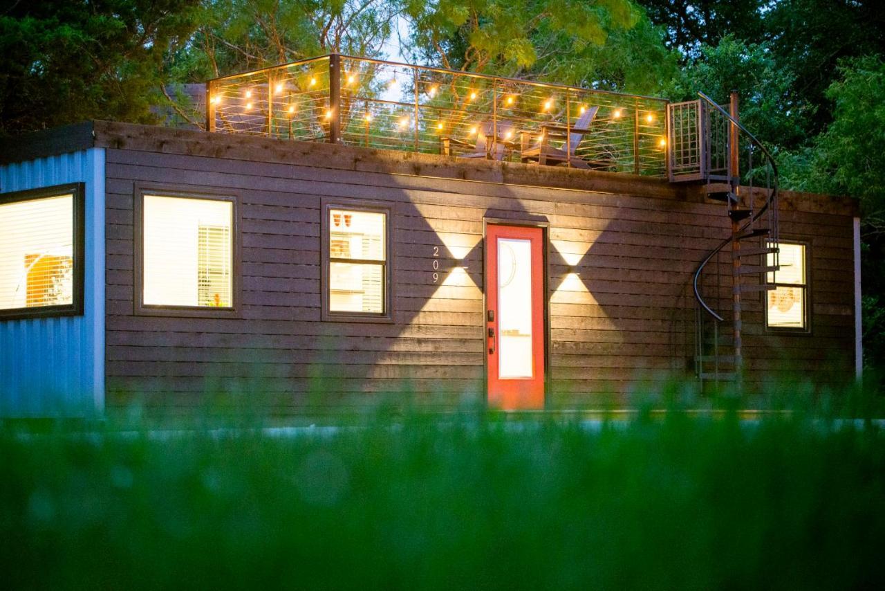 The Merlot House-Container Home 12 Min To Magnolia Bellmead Buitenkant foto